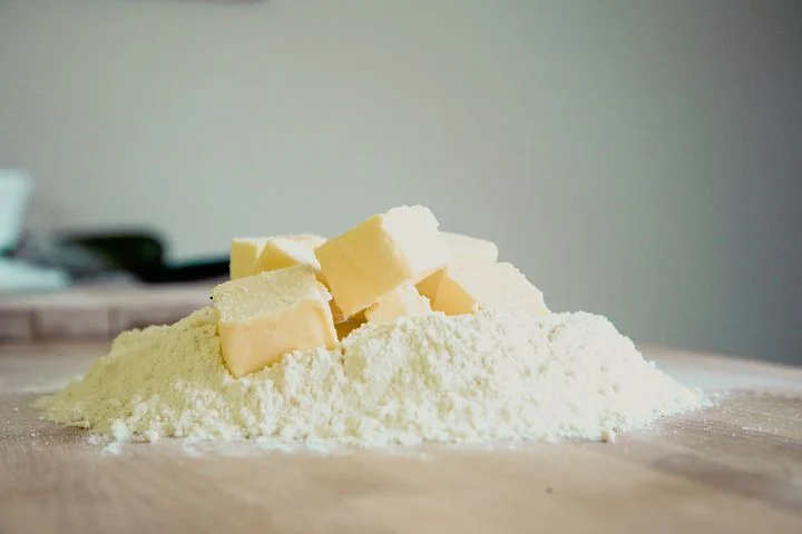 bake 599521 480 Silvia Brunzin - Corsi on line di pasticceria moderna