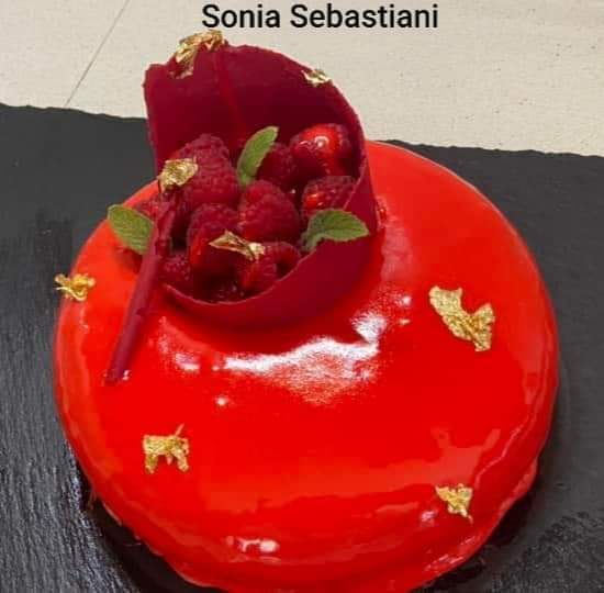 FB IMG 1663011424657 Silvia Brunzin - Corsi on line di pasticceria moderna
