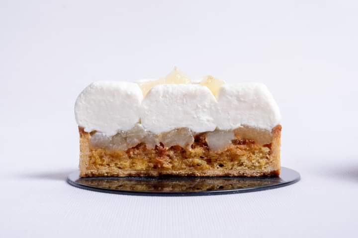 FB IMG 1675972455163 Silvia Brunzin - Corsi on line di pasticceria moderna