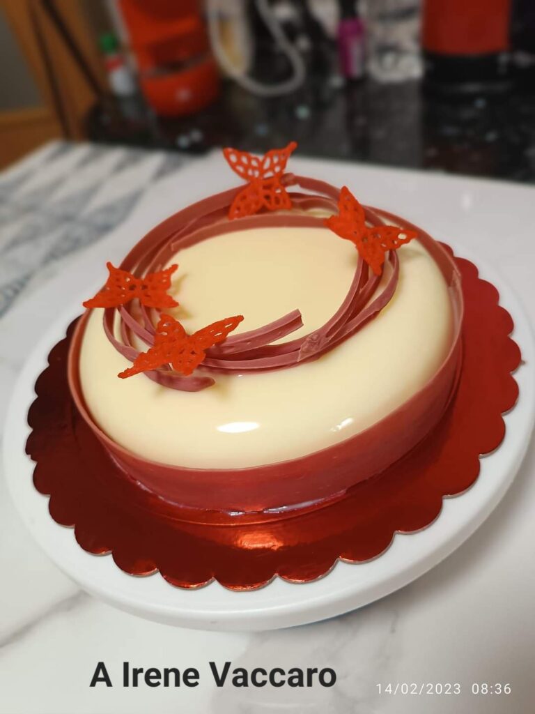 FB_IMG_1676363980317 FB IMG 1676363980317 Silvia Brunzin - Corsi on line di pasticceria moderna